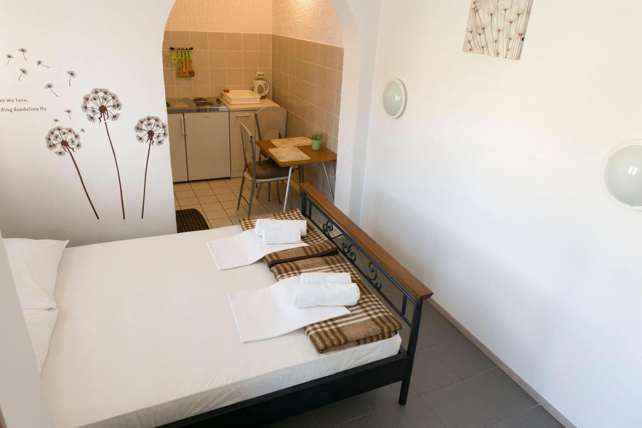 Apartments Victoria Трогір Екстер'єр фото
